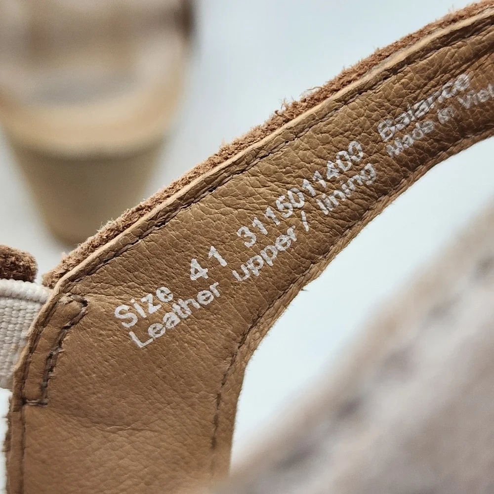 Dansko Teagan Sandals Women's 41 US 10.5-11 Tan Perforated Leather Wedge Clogs